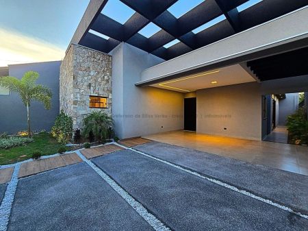 Casa-Térrea em Vila Planalto