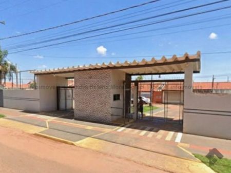 Casa-Térrea-Condomínio em Tijuca