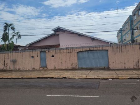 Casa-Térrea em Vila Bandeirante