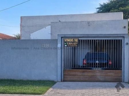 Casa-Térrea em Jardim Montevidéu