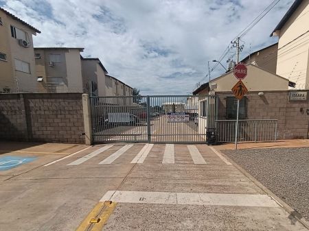 Apartamento em Jardim Centenário