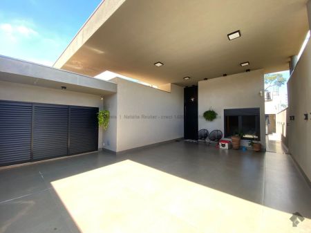 Casa-Térrea em Loteamento Jardim das Palmeiras