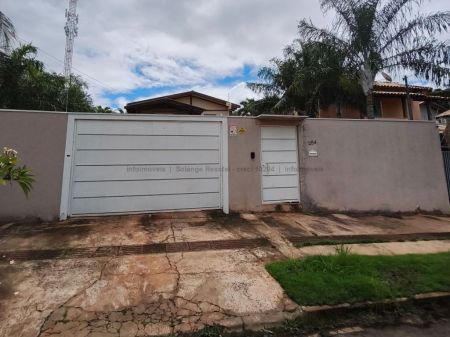 Casa-Térrea em Itanhangá Park