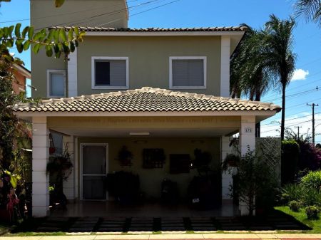 Sobrado-Condomínio em Tiradentes