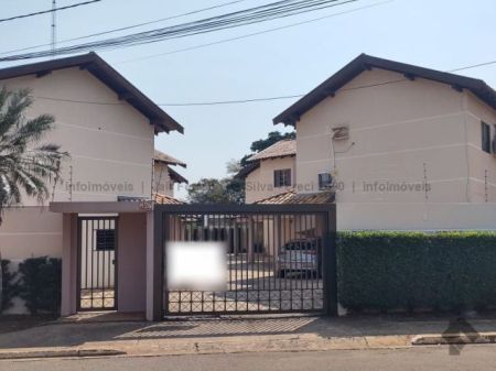 Sobrado-Condomínio em Cidade Jardim