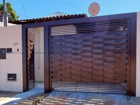 Casa-Térrea em Nova Campo Grande