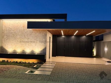 Casa-Térrea-Condomínio em Residencial Porto Madero