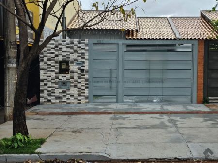 Casa-Térrea em Rita Vieira