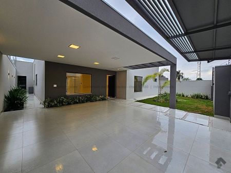 Casa-Térrea em Jardim Seminário