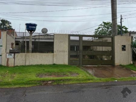 Casa-Térrea em Universitário