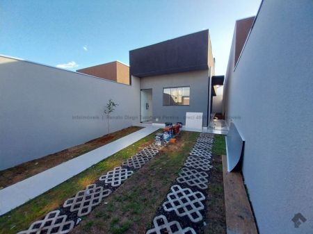 Casa-Térrea em Jardim Manaíra