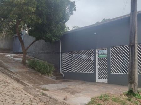 Casa-Térrea em Vila Francisco Faustino