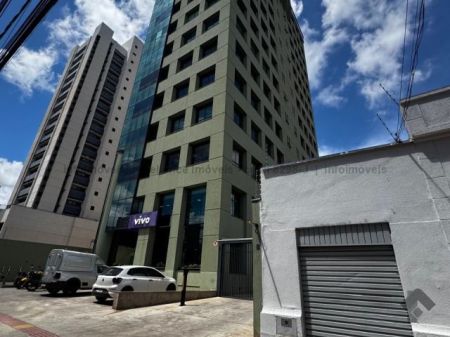 Sala / Salão / Loja em Centro