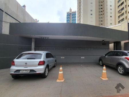 Sala / Salão / Loja em Centro