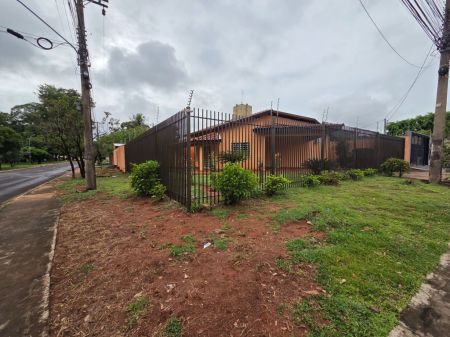 Casa-Térrea em Cidade Jardim