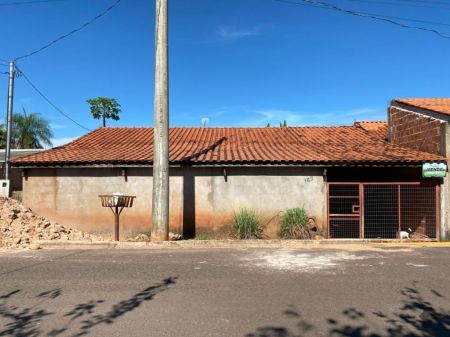 Casa-Térrea em Jardim Dona Eunice