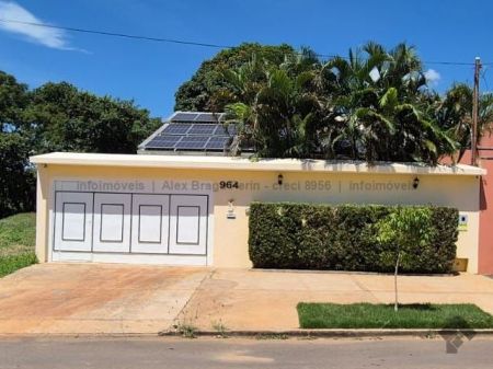 Casa-Térrea em Vila Donária