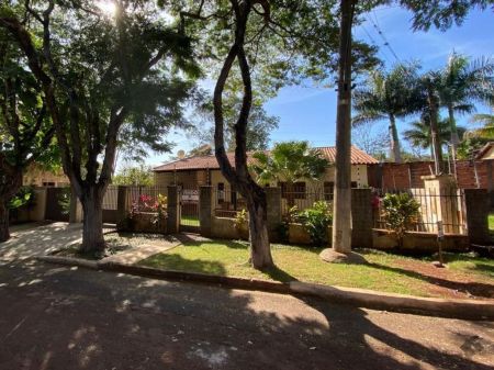 Casa-Térrea-Condomínio em Portal de Dourados