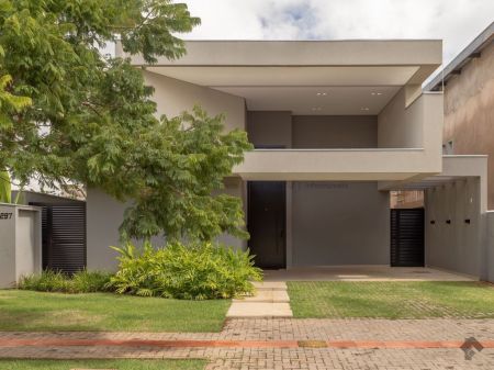 Casa-Térrea-Condomínio em Residencial Alphaville III