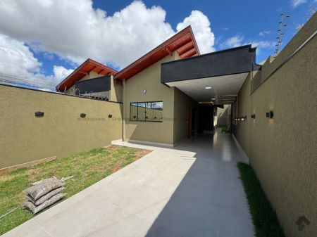 Casa-Térrea em Jardim Seminário