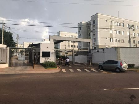 Apartamento em Pioneiros