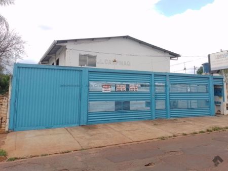 Casa Comercial em Vila Progresso