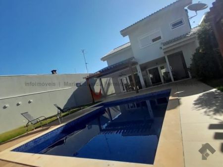 Sobrado em Centro