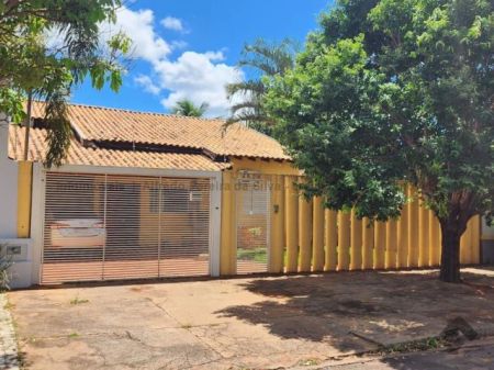 Casa-Térrea em Vila Taveirópolis
