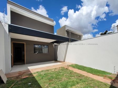 Casa-Térrea em Coronel Antonino