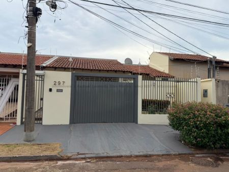 Casa-Térrea em Vila Planalto