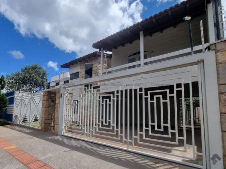 Sobrado em Carandá Bosque I