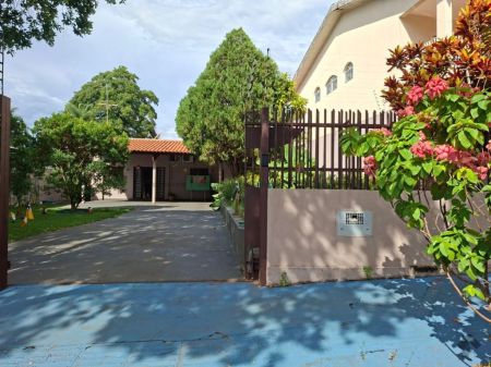 Casa Comercial em Monte Castelo
