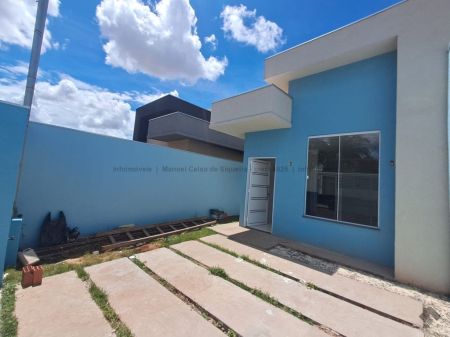 Casa-Térrea em Aero Rancho