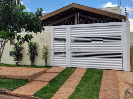 Casa-Térrea em Rita Vieira
