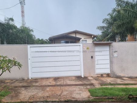 Casa-Térrea em Itanhangá Park