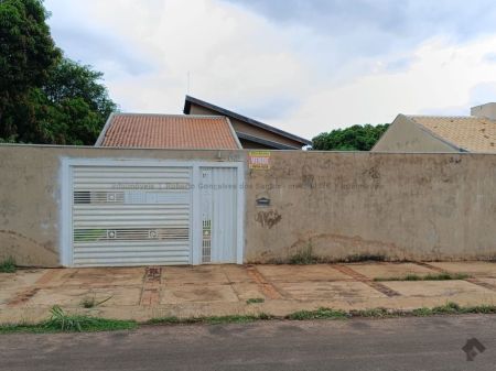 Casa-Térrea em Centro
