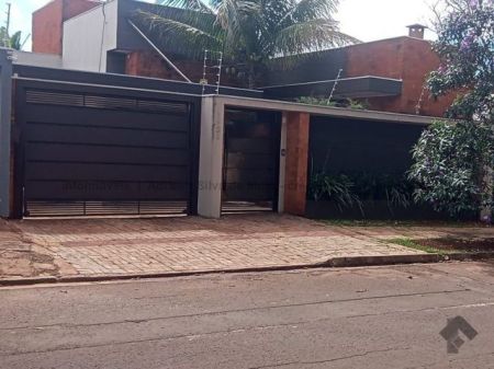 Casa-Térrea em Vila Vilas Boas