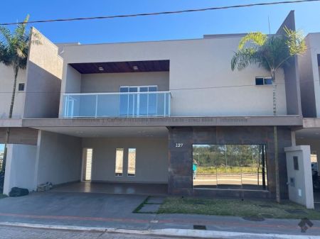 Sobrado-Condomínio em Tiradentes