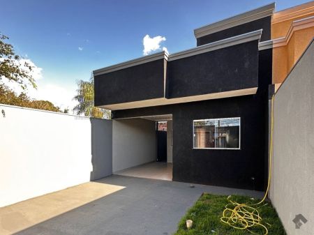 Casa-Térrea em Jardim Santa Emília