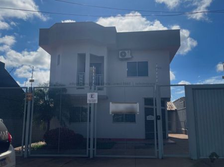 Casa Comercial em Monte Castelo