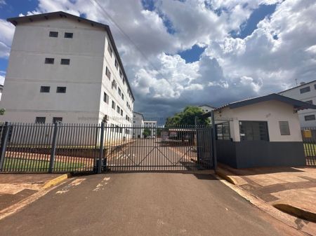 Apartamento em Jardim Monte Alegre