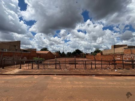 Terreno em Aero Rancho