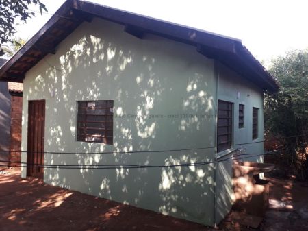 Casa-Térrea em Jardim Inápolis