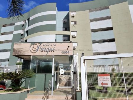 Apartamento em Jardim Veraneio
