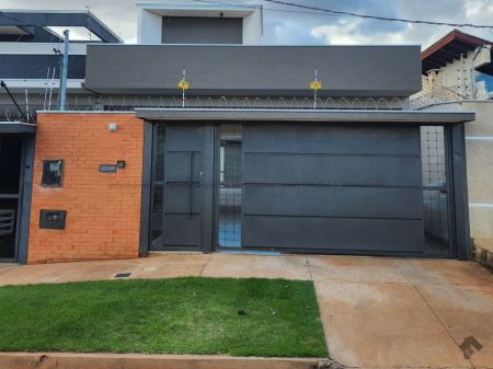Casa-Térrea em Rita Vieira