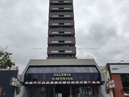 Sala / Salão / Loja em Centro