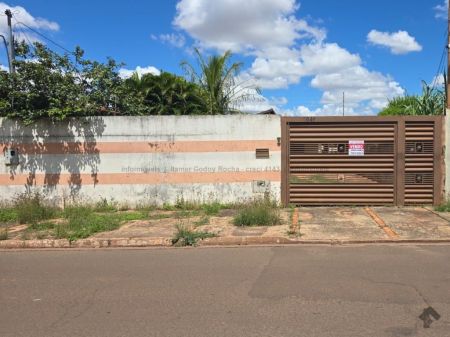 Casa-Térrea em Vila Nasser