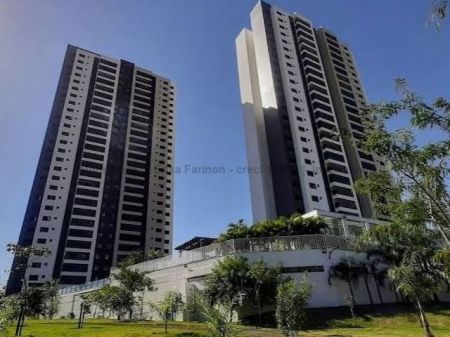 Apartamento em Carandá Bosque I