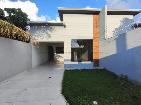 Casa de Vila em Aero Rancho