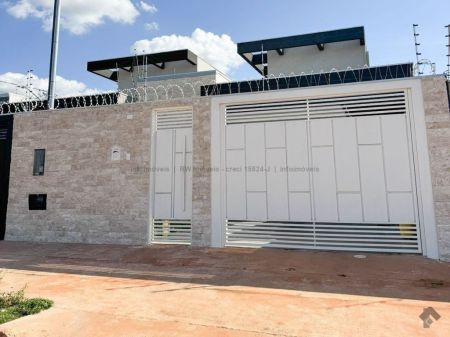 Casa-Térrea em Rita Vieira